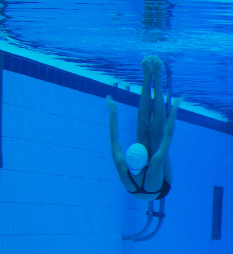 Las "Figuras" inician los Juegos Deportivos de Natación Sincronizada